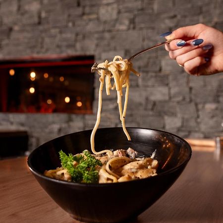 Hotel-Resto-Bar Le Journel Saint-Joseph-de-Beauce Екстериор снимка